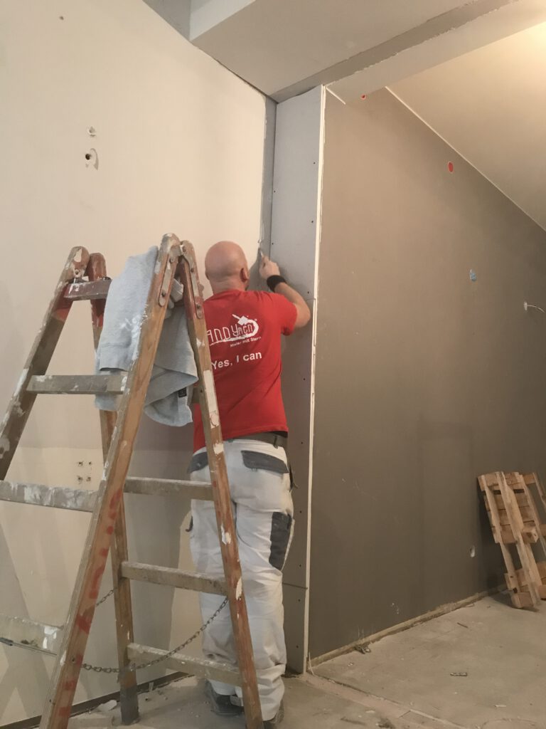 Innenanstrich Einfamilienhaus Rosbach — Maler mit Stern