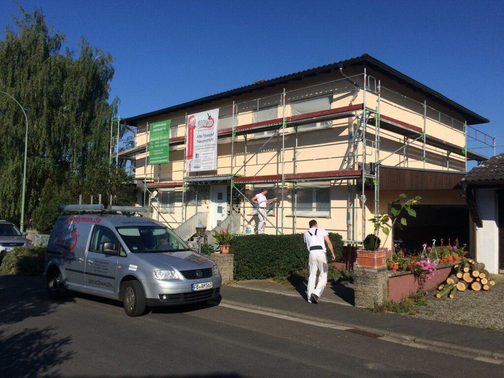 Fassadenanstrich Mehrfamilienhaus Frankfurt — Andymen Maler mit Stern