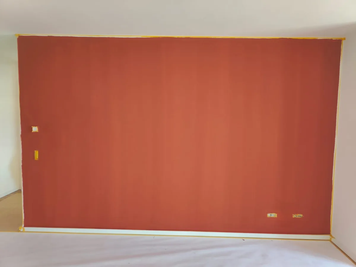 Farbgestaltung Wohnung — Terrakotta Akzentwand, Brillux 70.06.04, Wetterau
