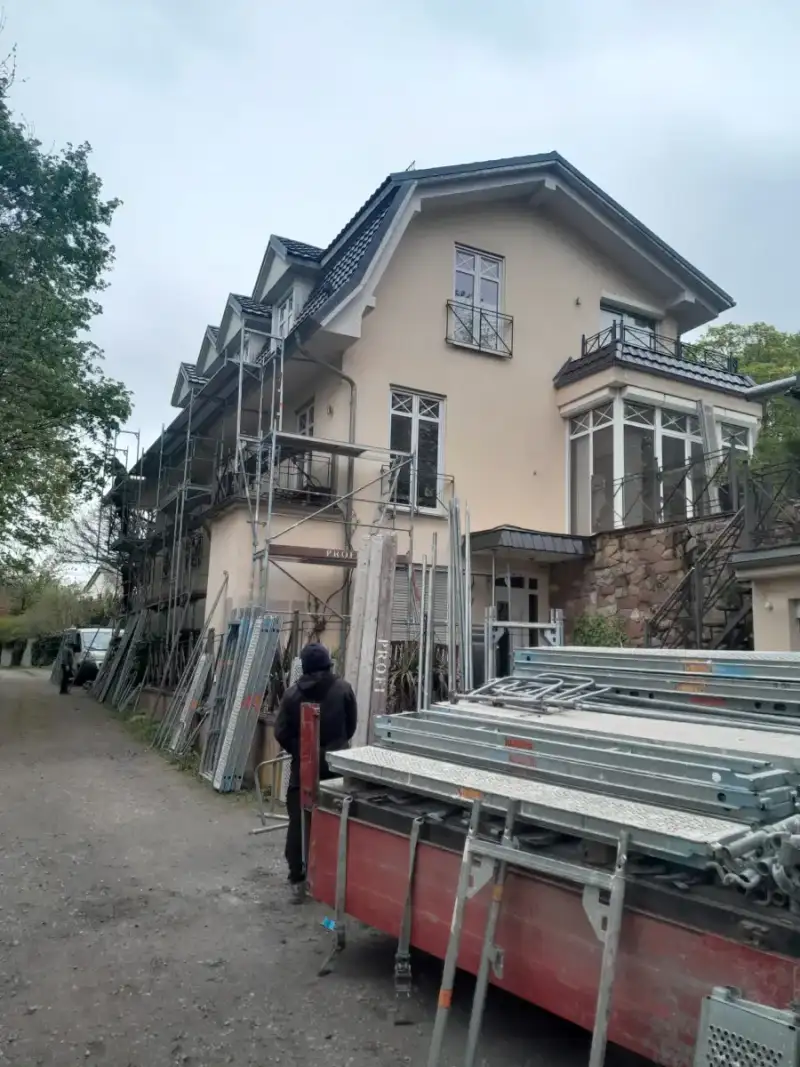 Schutzabdeckung Fenster und Türen — professionelles Abkleben